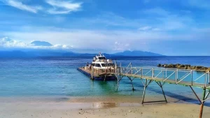 Simple and functional dock at Toyapakeh Harbor, Nusa Penida, local port for fast boat arrivals and departures.